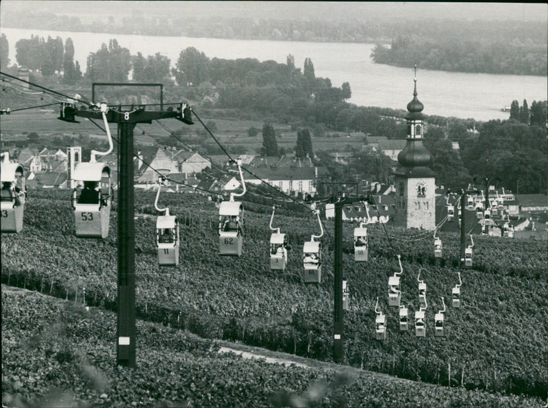 1969 SETEKEK UCJL POSOD UOPOECOM LEPOW PUNTA GOJOQSSUNSEGWAIDA LJUB OUOH NEW - Vintage Photograph
