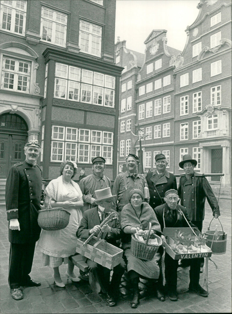 1984 HUEL TUEL AND ZIONEN JETTE ARE ONLY THOSE LOVING WOLFGANG - Vintage Photograph