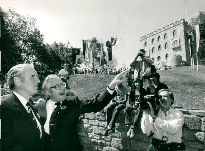 1982 HAMBACHER FEST CELEBRATED THURSDAY ANNIVERSARY HAMBAC PRESS - Vintage Photograph