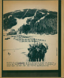 GLAD FK .2.83 - SARAJEVO : Am Berg Bjelasnica werden die Abfahrts renne - Vintage Photograph