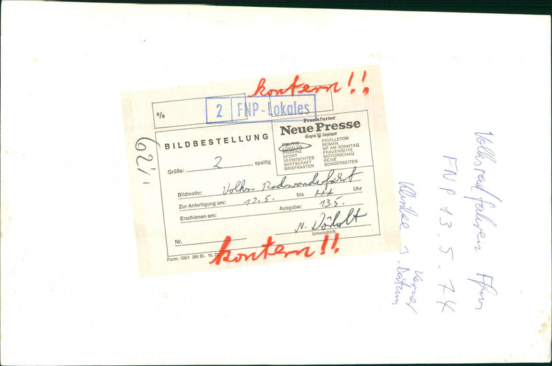 1978 POLOLT SIGNATURE PEOPLES BIKE DRIVING FREM FNP LOCAL PRANKFURTER NEW - Vintage Photograph