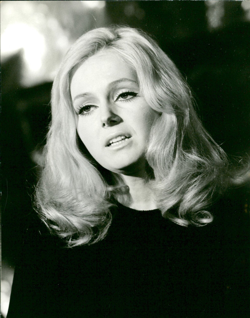 ARD MUSIC STUDIO HELENA VONDRAKOVA ALL RIGHTS FERNSEH FOTO SCHLIC - Vintage Photograph