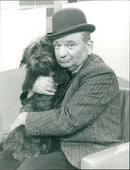 ITERES MUSICAL SINGING GAME FLIR JUNG AND ALT FRITZ MULIAR FOURL - Vintage Photograph