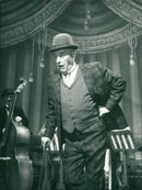 1978 BENNO PROVES HIS TALENT SONGWRITER GERMAN SINGERSON - Vintage Photograph