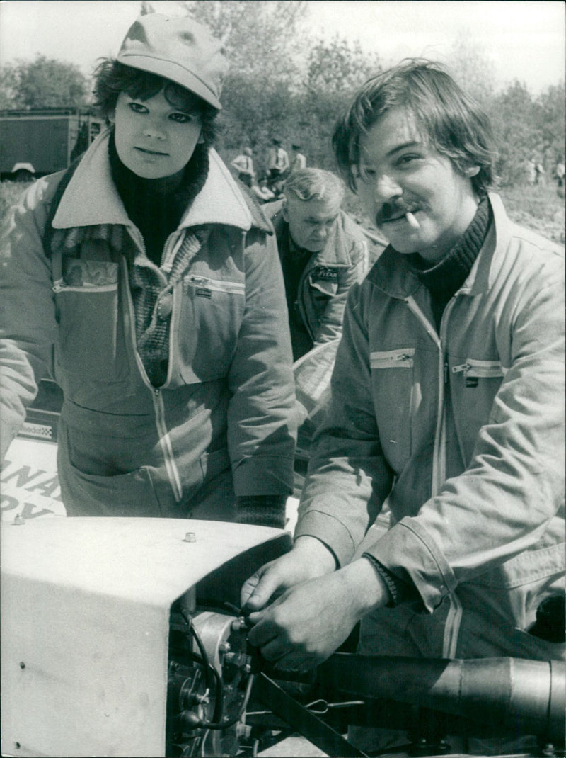 1977 MANUELA ILSE BIBERTI AND HER FRIEND KAI PETER SEUM FALL - Vintage Photograph