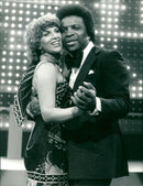 1977 NEW YEARS EVE DANCE PARTY BIN EXTENSIVE MUSIC PROGRAM MANY POPULAR - Vintage Photograph