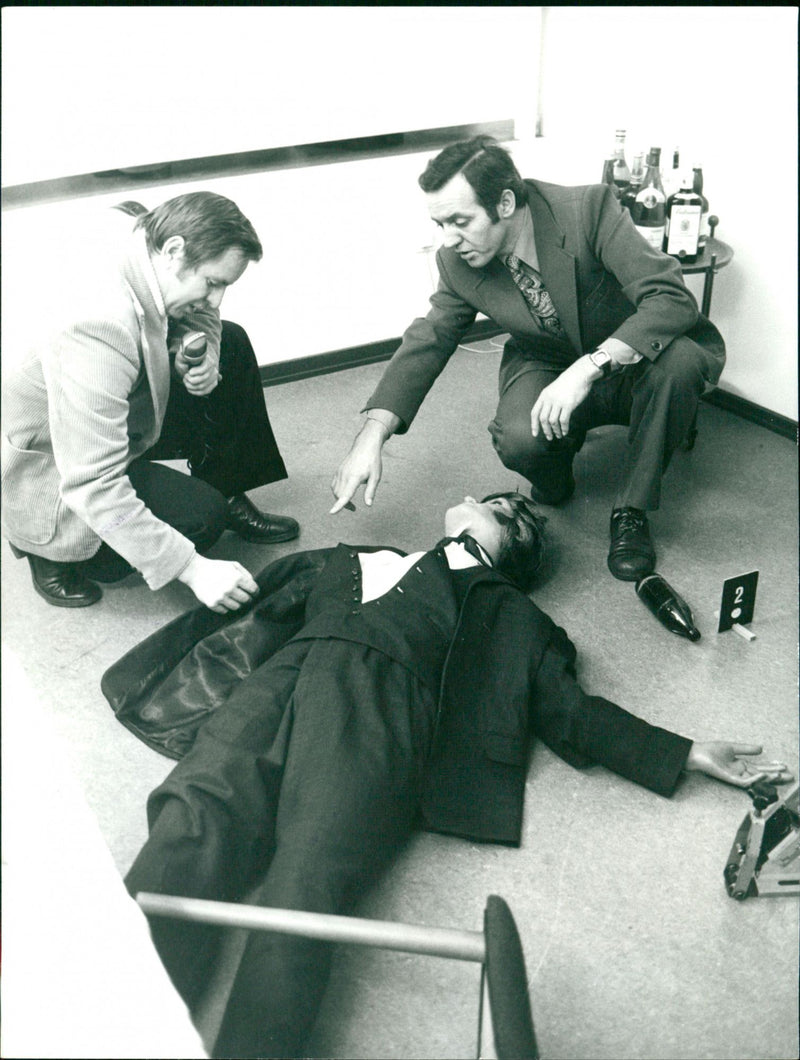 1977 MURDER AND MANSLAUGHTER ARD WHAT REALLY LIKE HAVE PRESIDING DEAD - Vintage Photograph