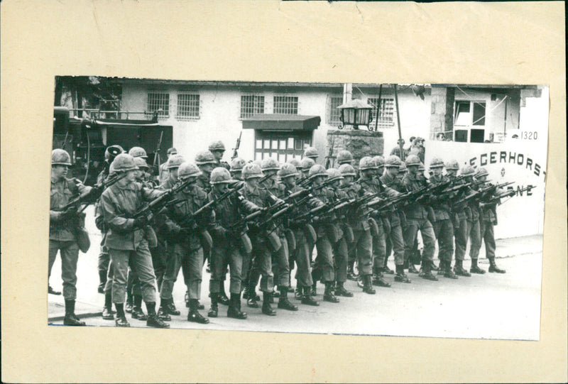 1973 Frankfurter Rundschau Image No. 13/1973 - Vintage Photograph