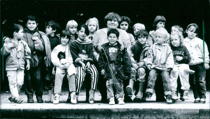 1992 children from twelve different countries - Vintage Photograph