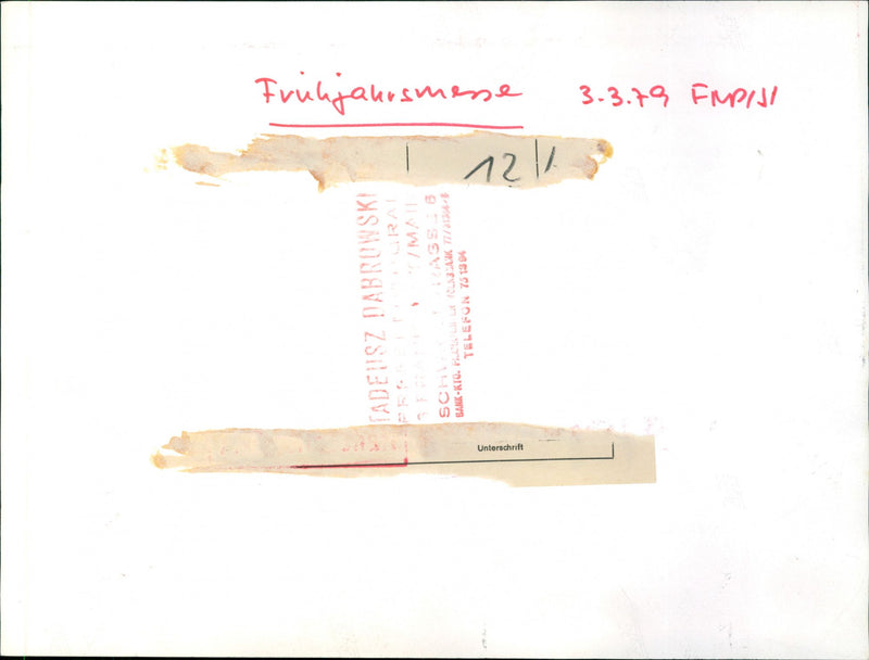 TESS - Spring Case Flrisi Signature Telephone T: Cass6 Spring Fair Tadeusz Dabrowski Canari - Vintage Photograph