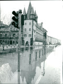Main flood - Vintage Photograph