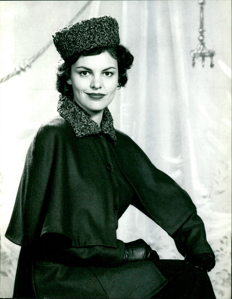 Hilde Van Mieghem - Blonde Dolly - Vintage Photograph