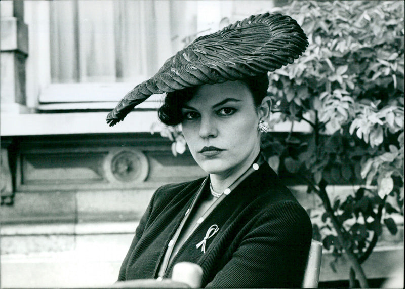 Hilde Van Mieghem - Blonde Dolly - Vintage Photograph