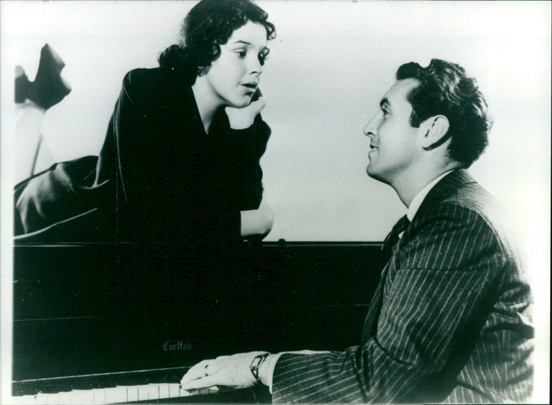 Everybody sing - Vintage Photograph
