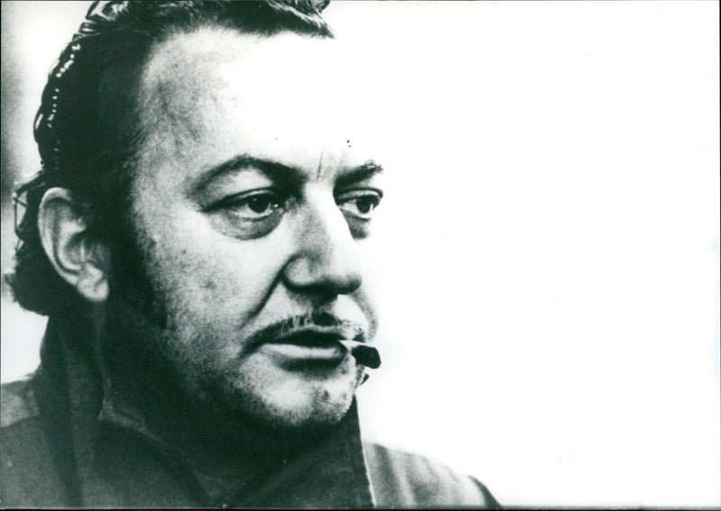 Tchao Pantin - Vintage Photograph