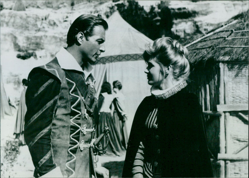 Lex Barker and Sandra Pandro - Il boia di Venezia - Vintage Photograph