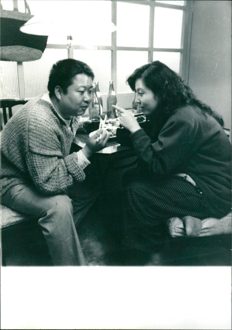 Zhan Zhi Le Bie Pa Xia - Vintage Photograph