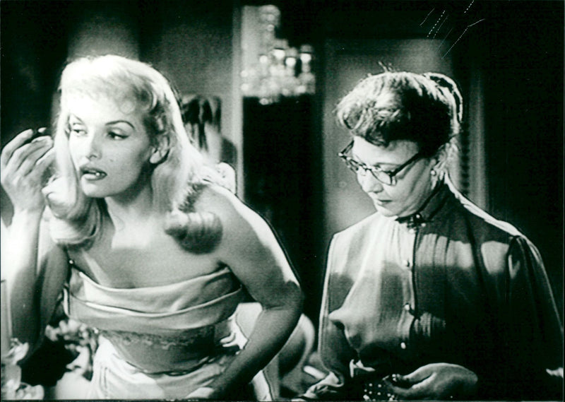 Traum in Pink - Vintage Photograph