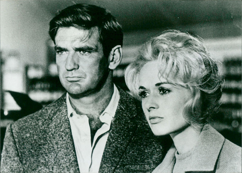 The birds - Vintage Photograph