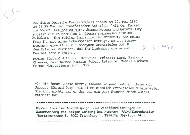 Les Dos Au Mur - Vintage Photograph