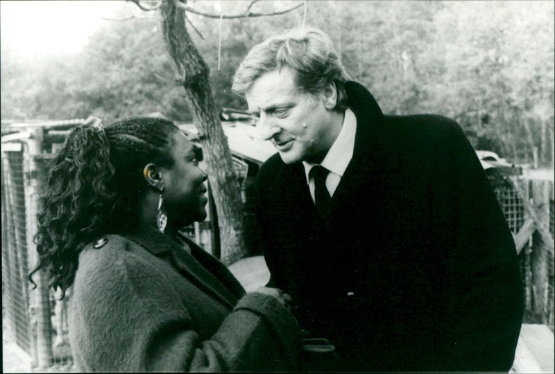 Les Dossiers De l 'Insoecpecteur Lavardin: Le Diable En Ville - Vintage Photograph