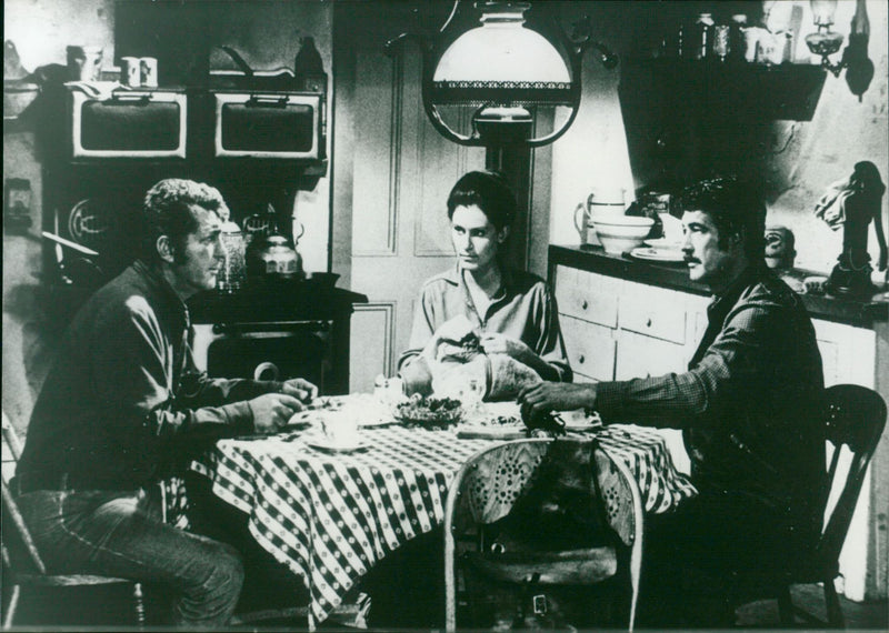 Showdown - Vintage Photograph