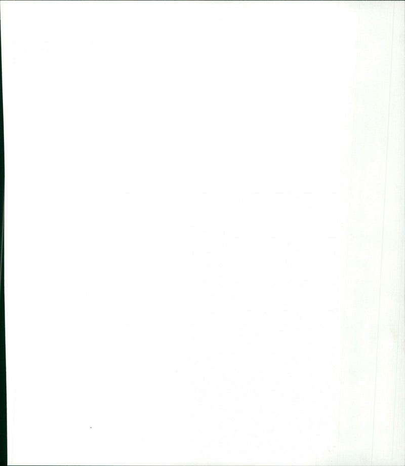 Een vrouw tussen hond en wolf - Vintage Photograph