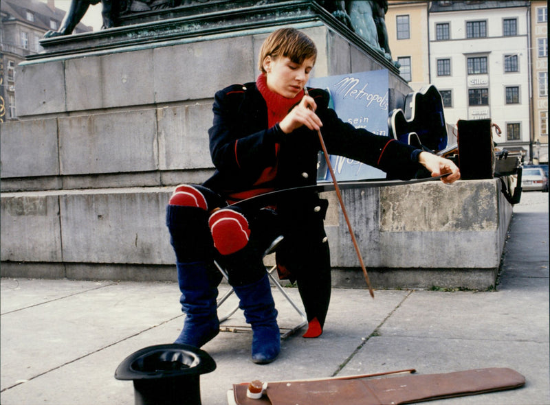 Kleine Haie - Vintage Photograph