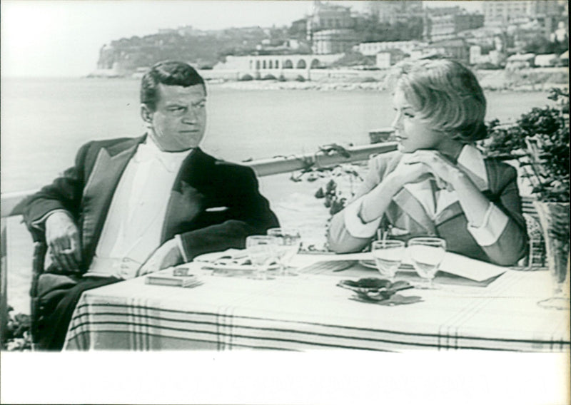 Ein Engel auf Erden - Vintage Photograph