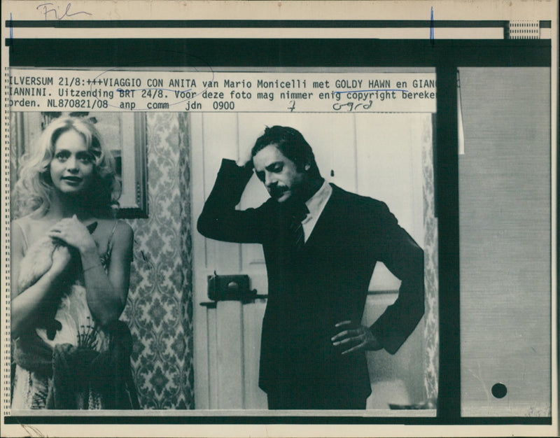Goldy Hawn and Giancarlo Giannini - Vintage Photograph