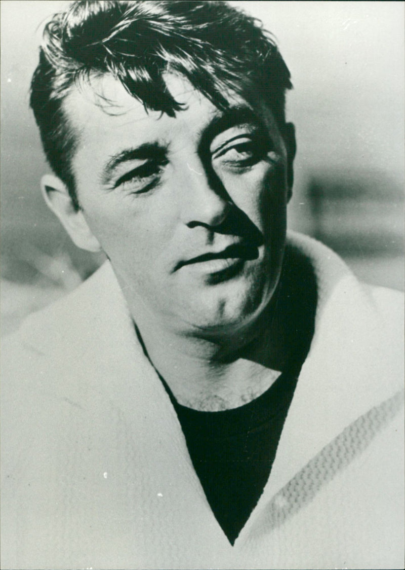 Robert Mitchum - Vintage Photograph