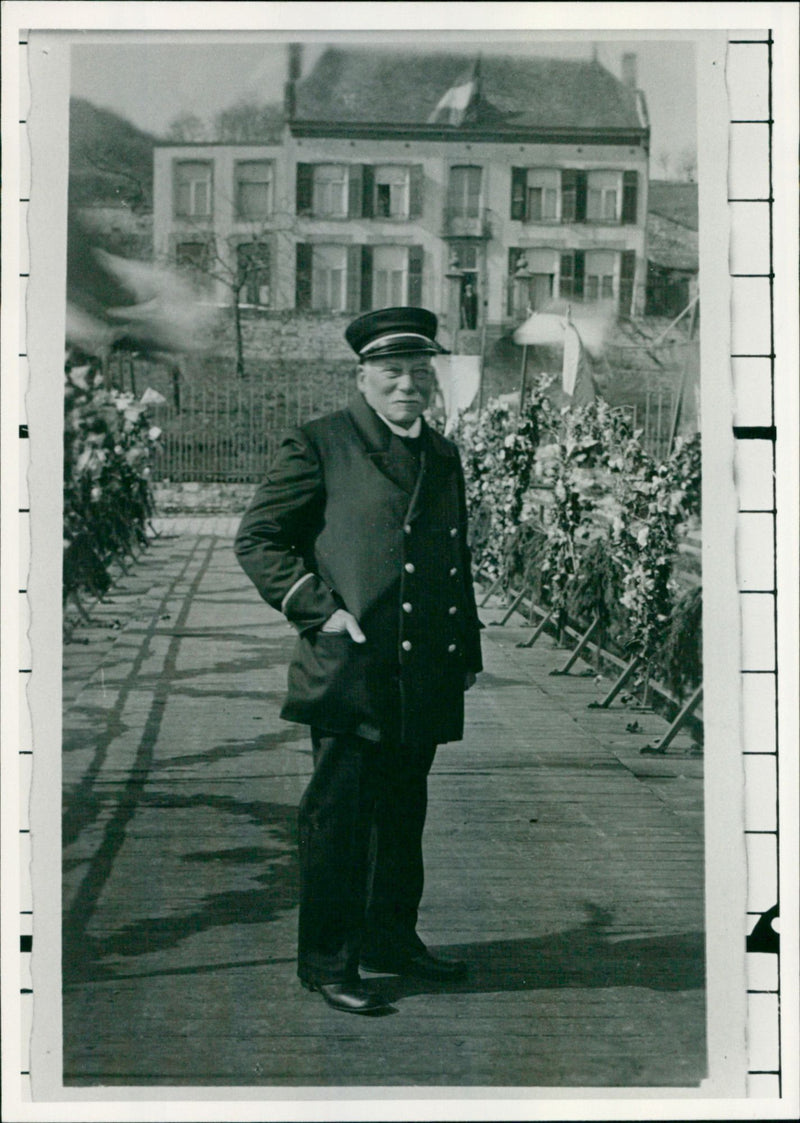 Old bridgeman over the canal at Sint Pieter (Maastricht) - Vintage Photograph