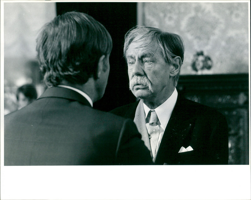 Een Pak Slaag - Vintage Photograph