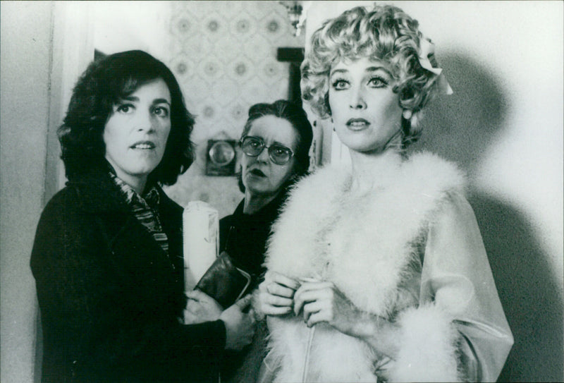 ¿Qué he hecho yo para merecer esto! - Vintage Photograph