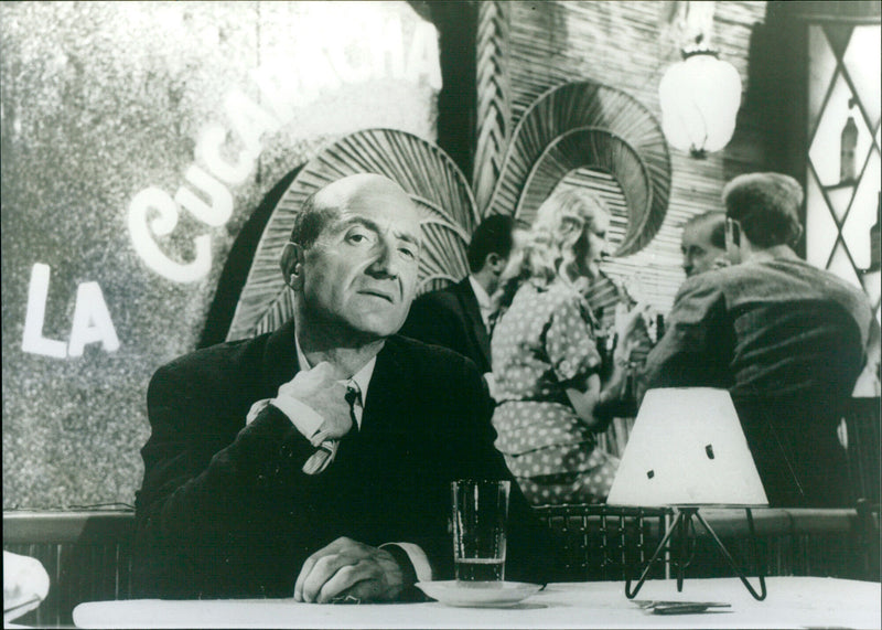 Olivier Hussenot - Maigret tend un piège - Vintage Photograph