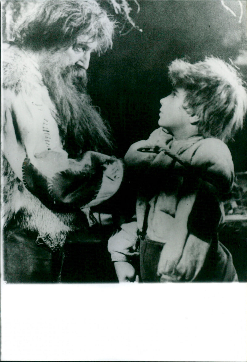 Peter und der Riese - Vintage Photograph