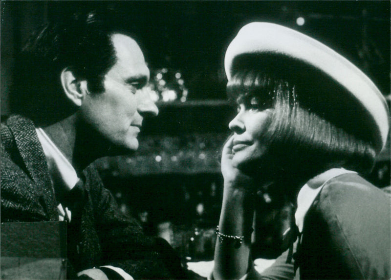 Alan Alda and Ellen Burstyn - Same Time, Next Year - Vintage Photograph