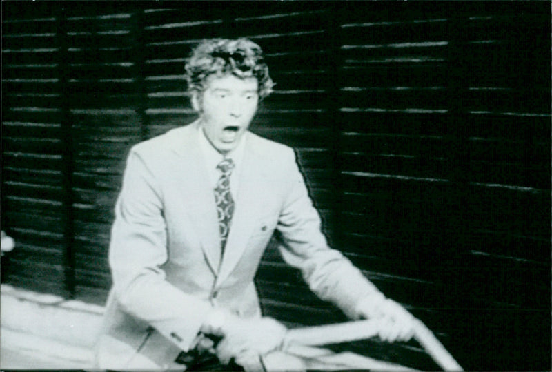 Rudi Carrell - Rudi, benimm dich! - Vintage Photograph