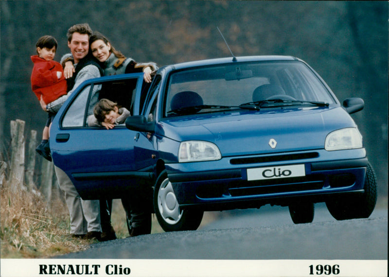 Renault Clio - Vintage Photograph