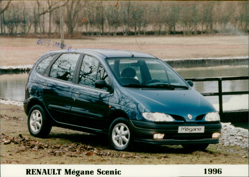 Renault Mégane Scenic - Vintage Photograph