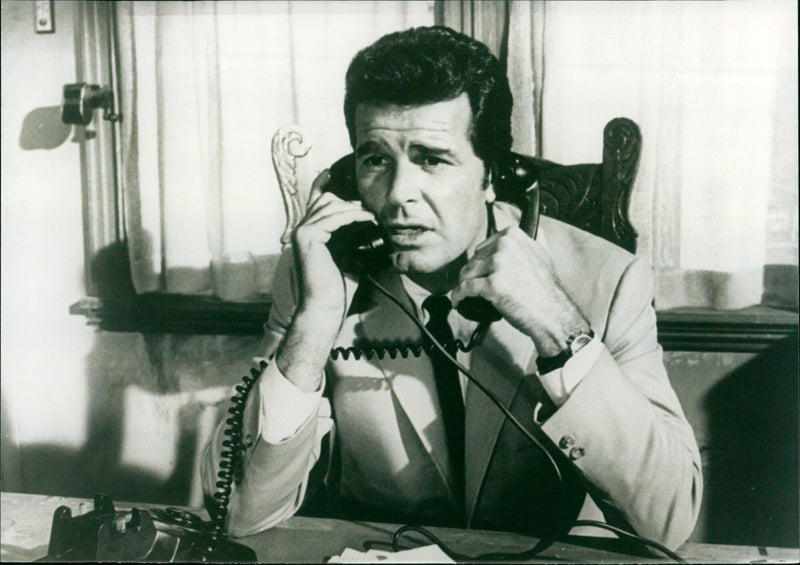 James Garner - Marlowe - Vintage Photograph