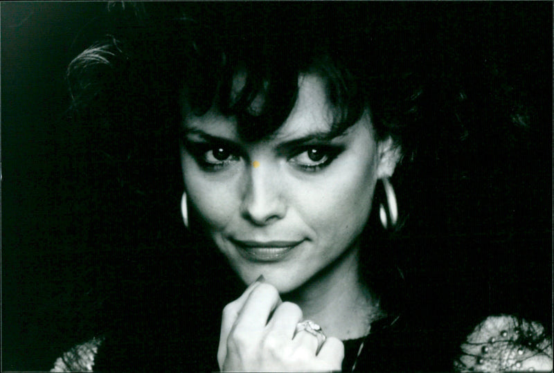 Michelle Pfeiffer - Married to the Mob - Vintage Photograph