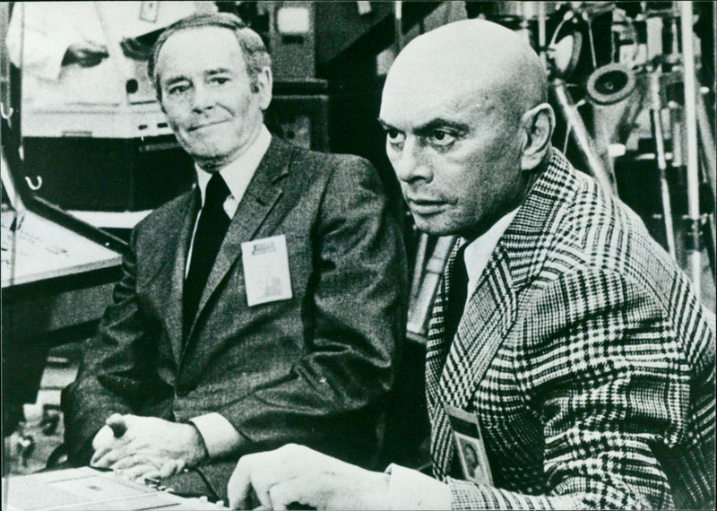 Henry Fonda and Yul Brynner - Le serpent - Vintage Photograph