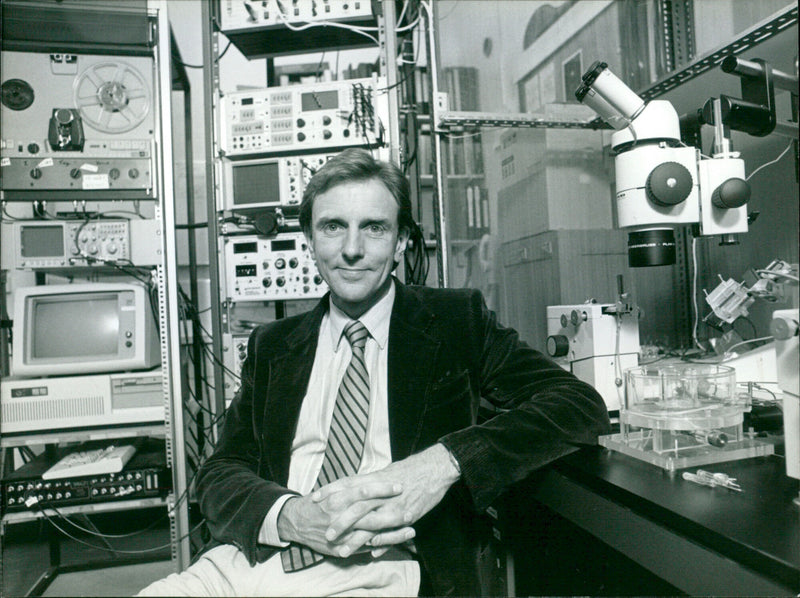 Colin Blakemore - Vintage Photograph