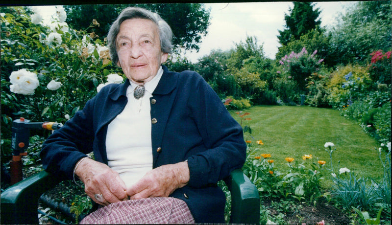 Ilse von Engel - Vintage Photograph