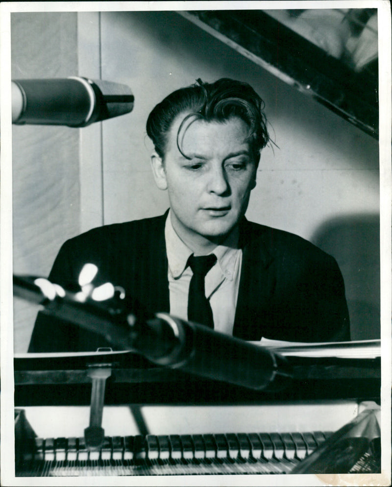 Stan Tracey - Vintage Photograph