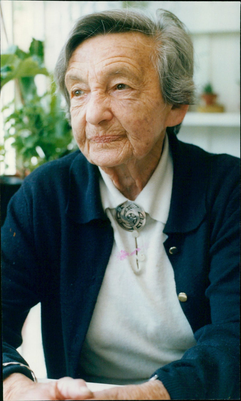 Ilse von Engel - Vintage Photograph