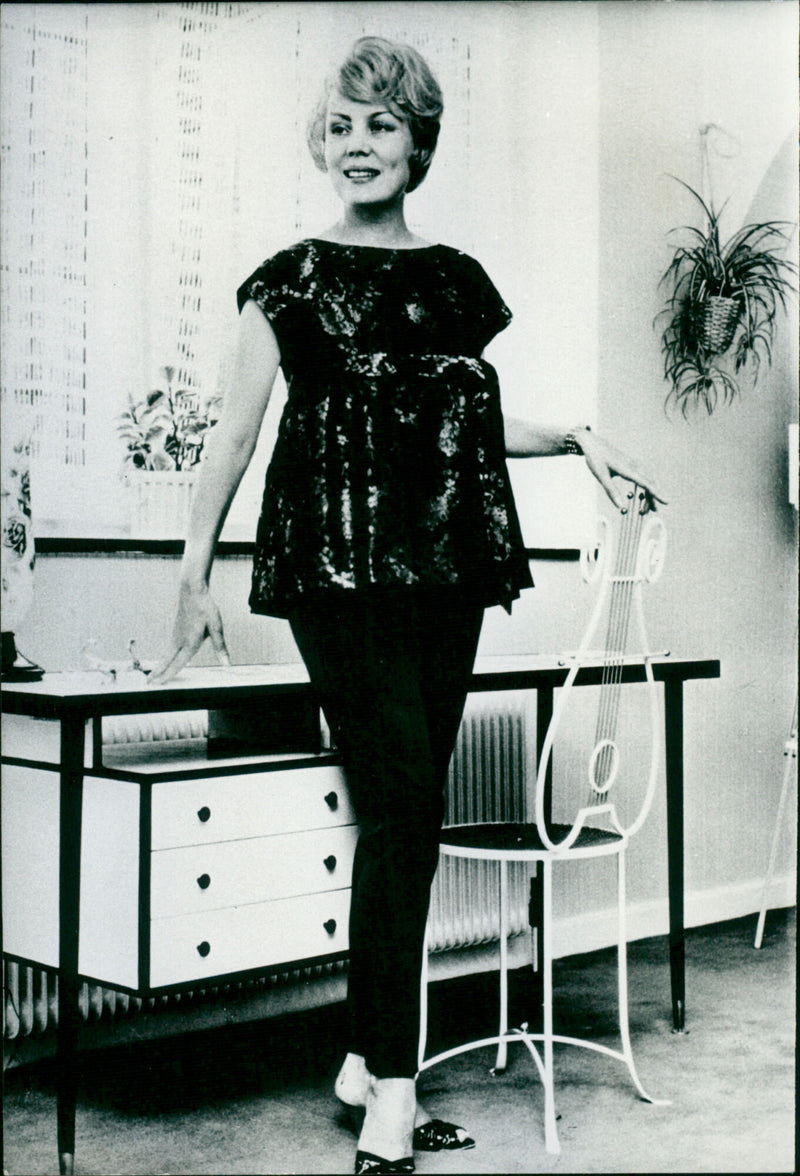 Teddie Beverley of Beverley Sisters - Vintage Photograph