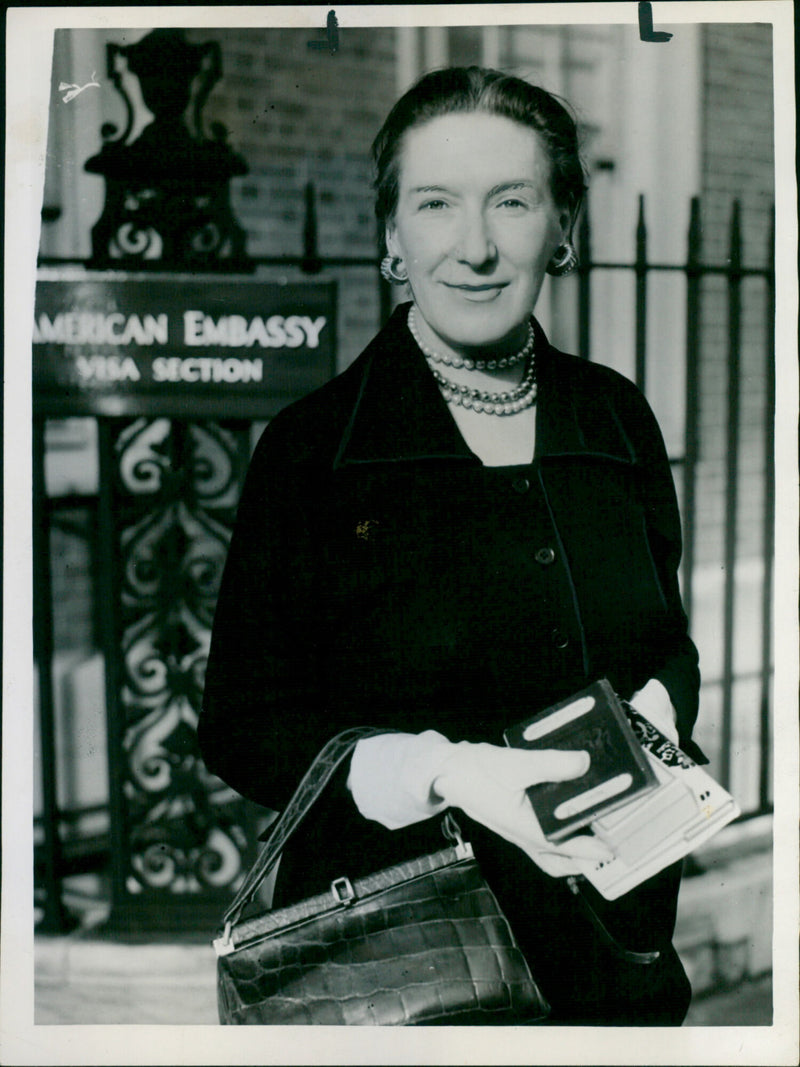 Elizabeth Bowen - Vintage Photograph