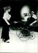 Tweede Revuette van Adele. - Vintage Photograph